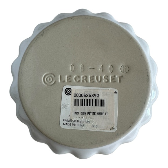 Le Creuset 5-Piece Set Mini Fluted Flan Dish Tartelette White 4.25 inches - Picture 4 of 6